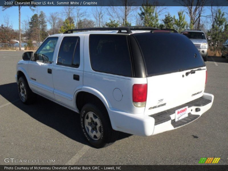 Summit White / Graphite 2002 Chevrolet Blazer LS 4x4