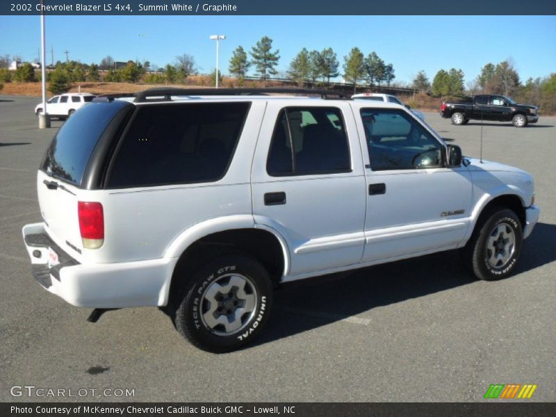 Summit White / Graphite 2002 Chevrolet Blazer LS 4x4
