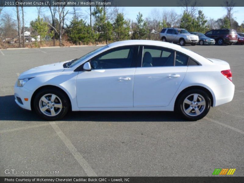 Summit White / Medium Titanium 2011 Chevrolet Cruze LT