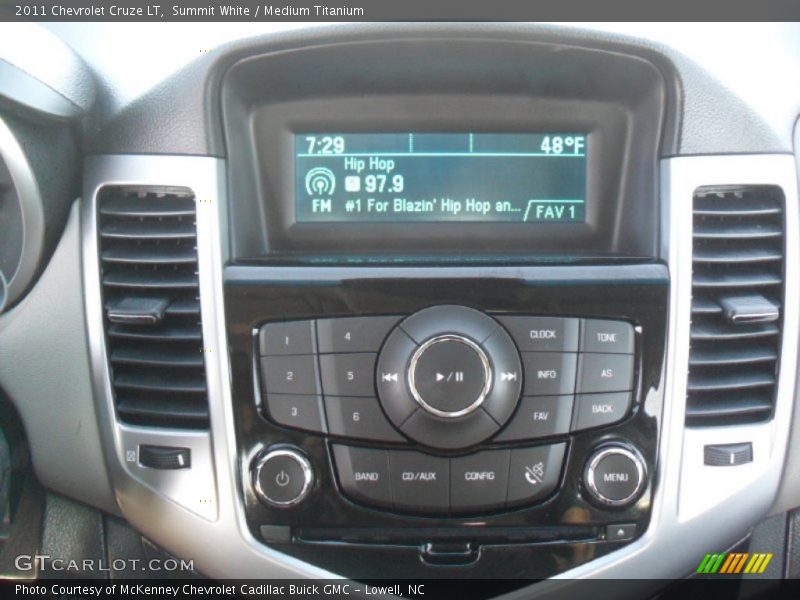 Summit White / Medium Titanium 2011 Chevrolet Cruze LT