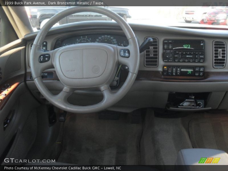 Dashboard of 1999 Park Avenue 