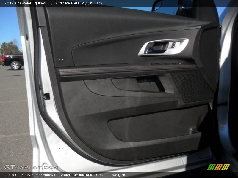 Silver Ice Metallic / Jet Black 2012 Chevrolet Equinox LT