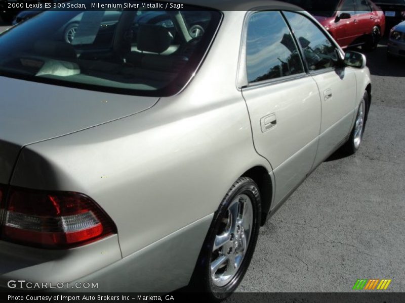 Millennium Silver Metallic / Sage 2000 Lexus ES 300 Sedan