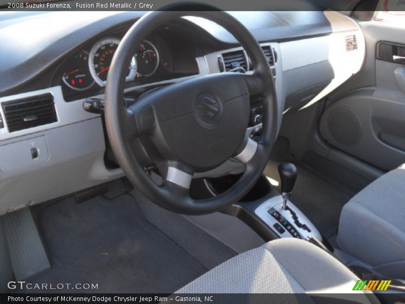 Fusion Red Metallic / Grey 2008 Suzuki Forenza