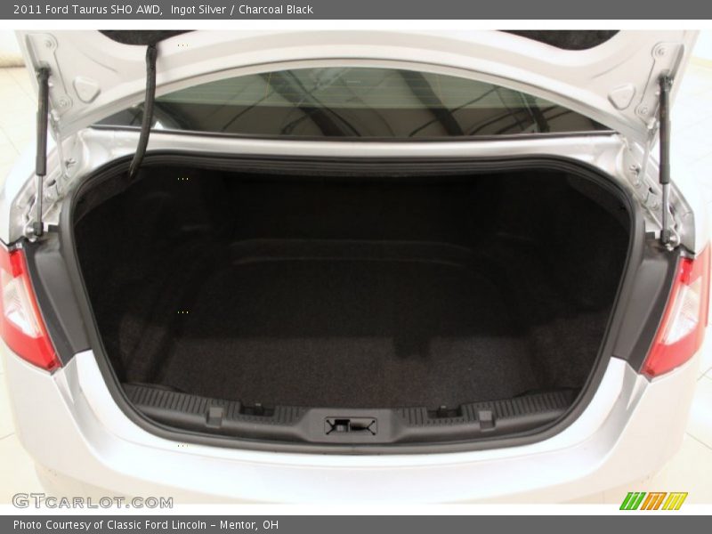 Ingot Silver / Charcoal Black 2011 Ford Taurus SHO AWD