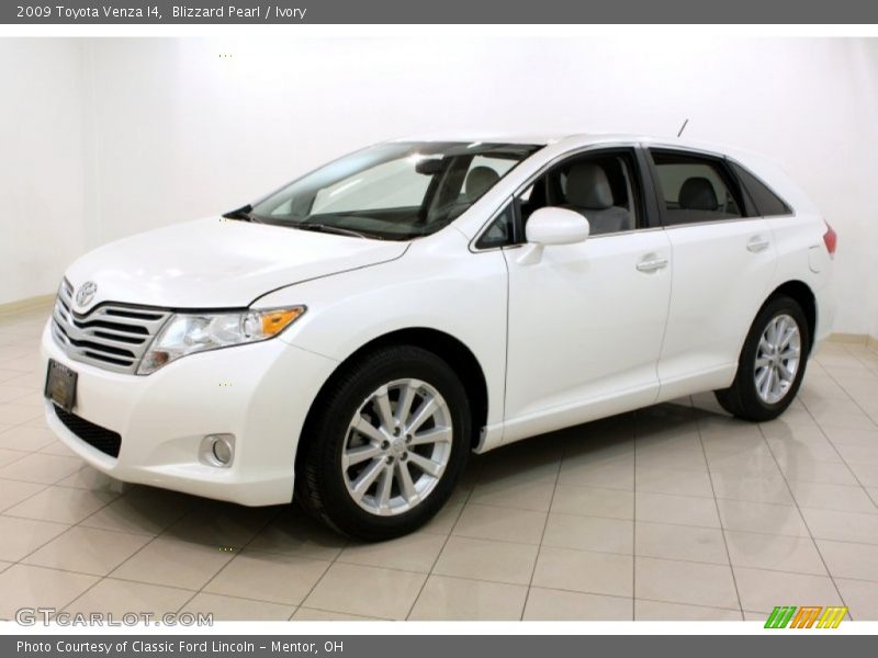 Blizzard Pearl / Ivory 2009 Toyota Venza I4