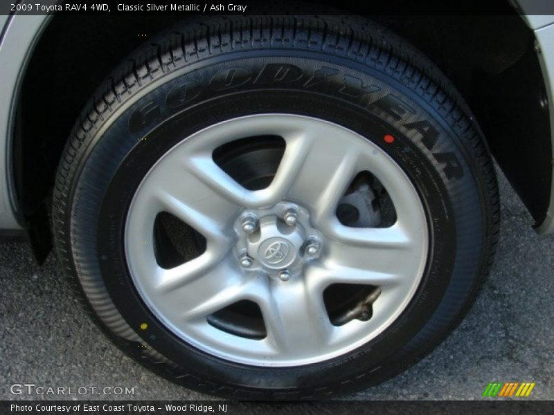 Classic Silver Metallic / Ash Gray 2009 Toyota RAV4 4WD
