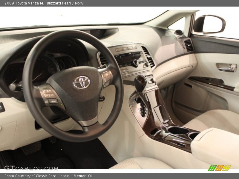Blizzard Pearl / Ivory 2009 Toyota Venza I4