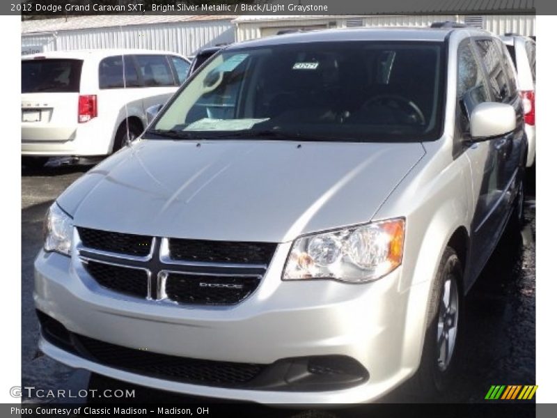 Bright Silver Metallic / Black/Light Graystone 2012 Dodge Grand Caravan SXT