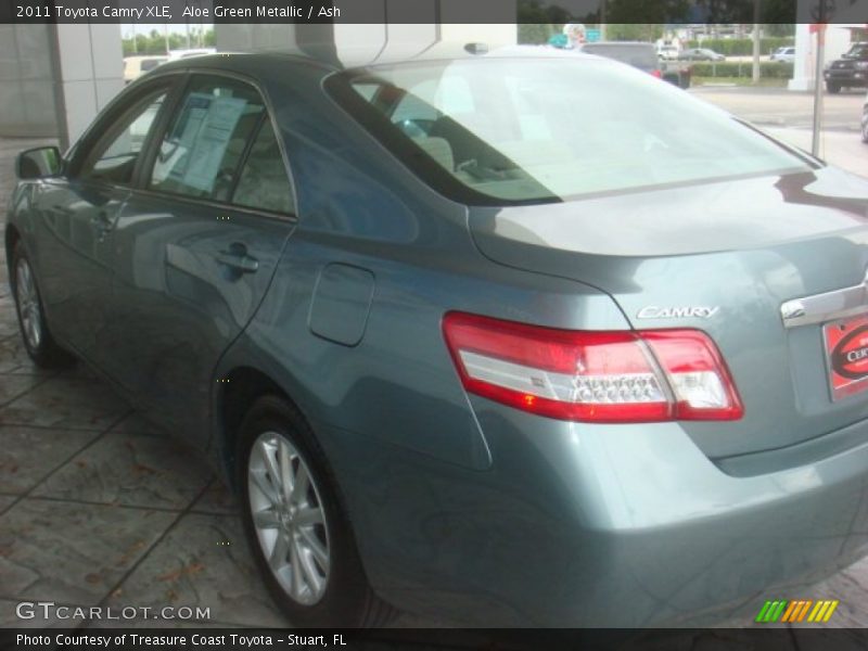 Aloe Green Metallic / Ash 2011 Toyota Camry XLE