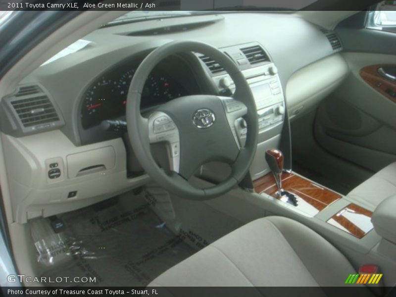 Aloe Green Metallic / Ash 2011 Toyota Camry XLE