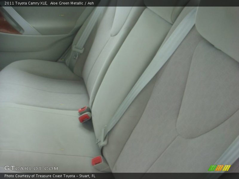 Aloe Green Metallic / Ash 2011 Toyota Camry XLE
