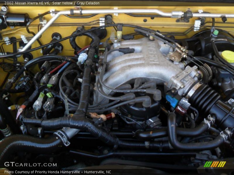 Solar Yellow / Gray Celadon 2002 Nissan Xterra XE V6
