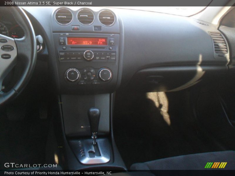 Super Black / Charcoal 2008 Nissan Altima 3.5 SE