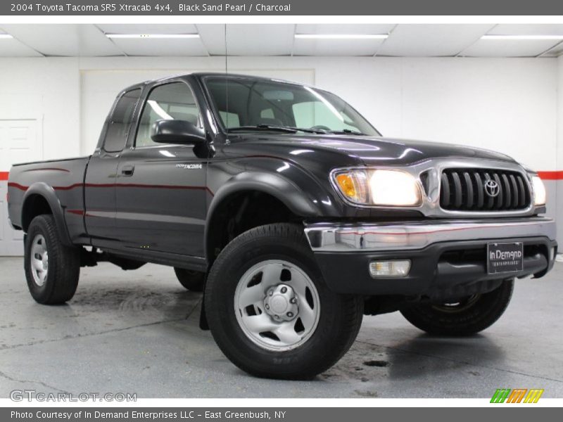 Black Sand Pearl / Charcoal 2004 Toyota Tacoma SR5 Xtracab 4x4