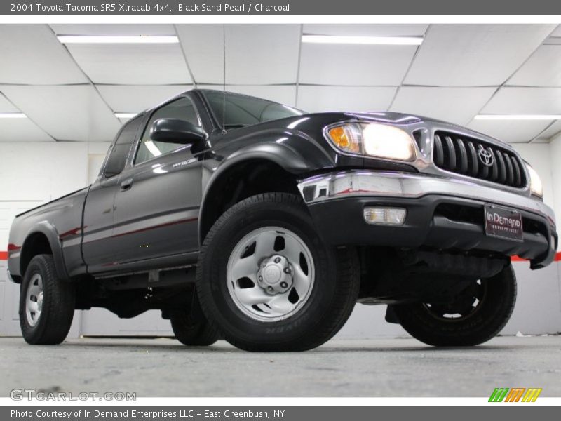 Black Sand Pearl / Charcoal 2004 Toyota Tacoma SR5 Xtracab 4x4
