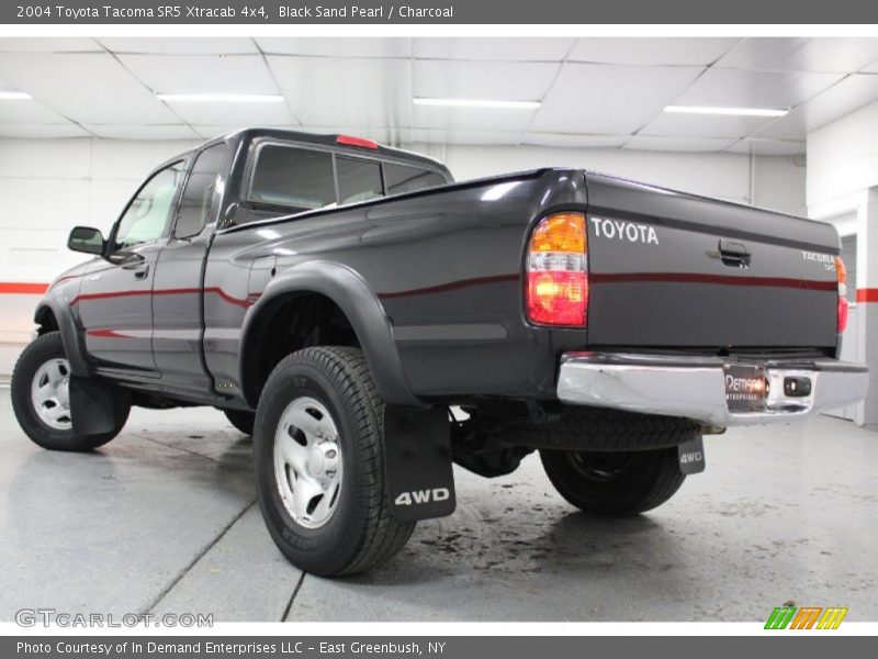 Black Sand Pearl / Charcoal 2004 Toyota Tacoma SR5 Xtracab 4x4