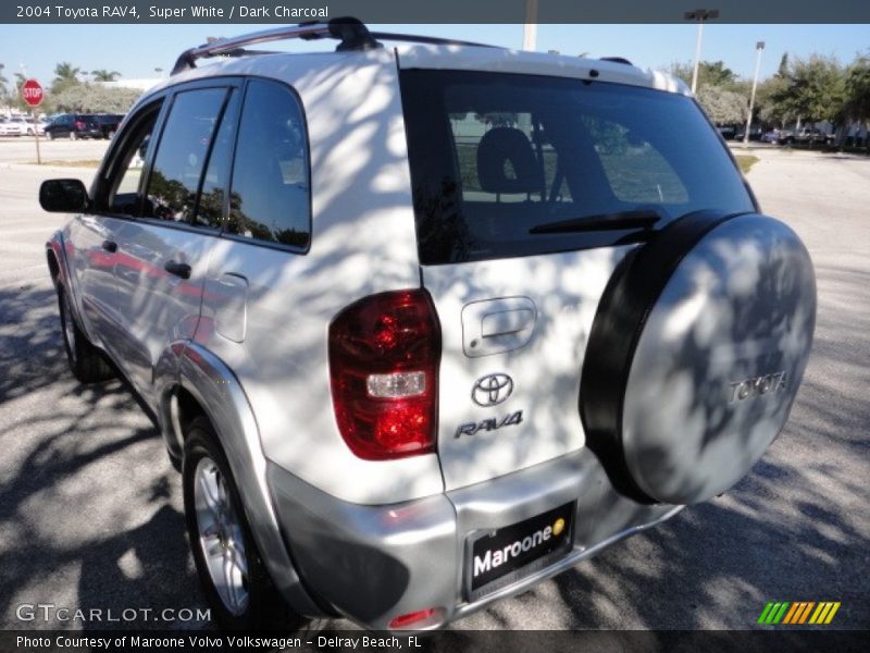Super White / Dark Charcoal 2004 Toyota RAV4