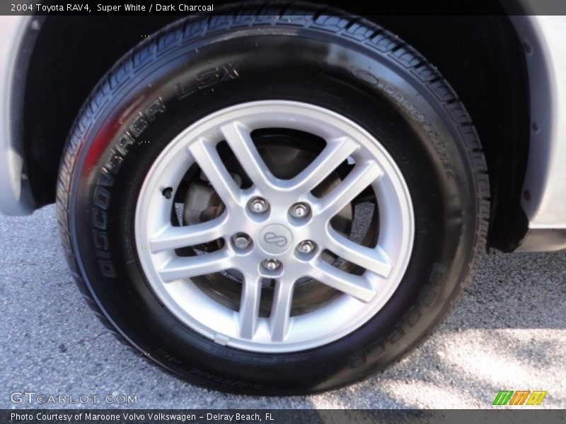 Super White / Dark Charcoal 2004 Toyota RAV4