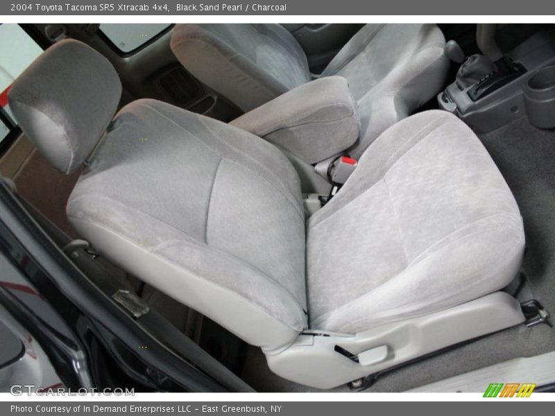 Black Sand Pearl / Charcoal 2004 Toyota Tacoma SR5 Xtracab 4x4
