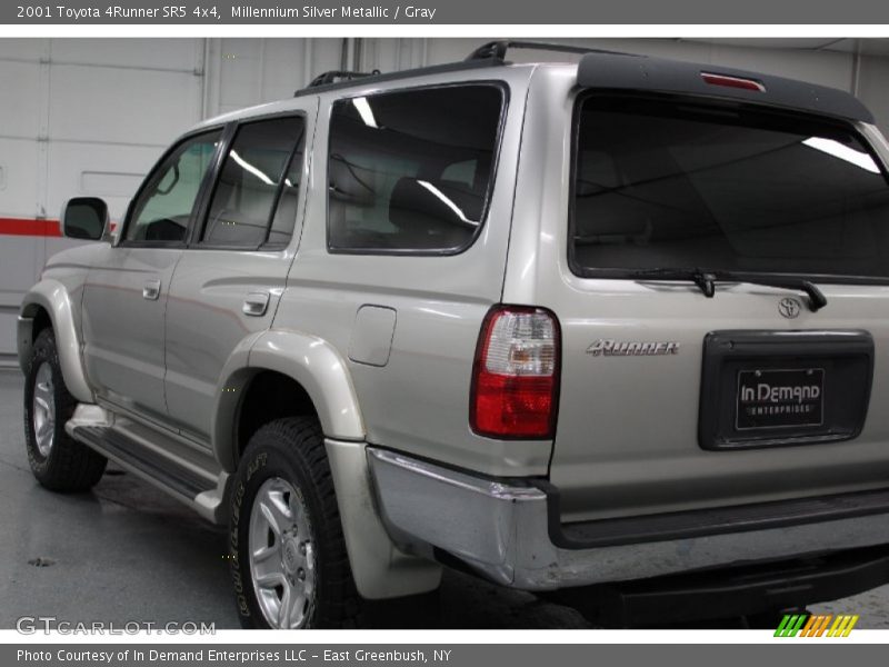 Millennium Silver Metallic / Gray 2001 Toyota 4Runner SR5 4x4