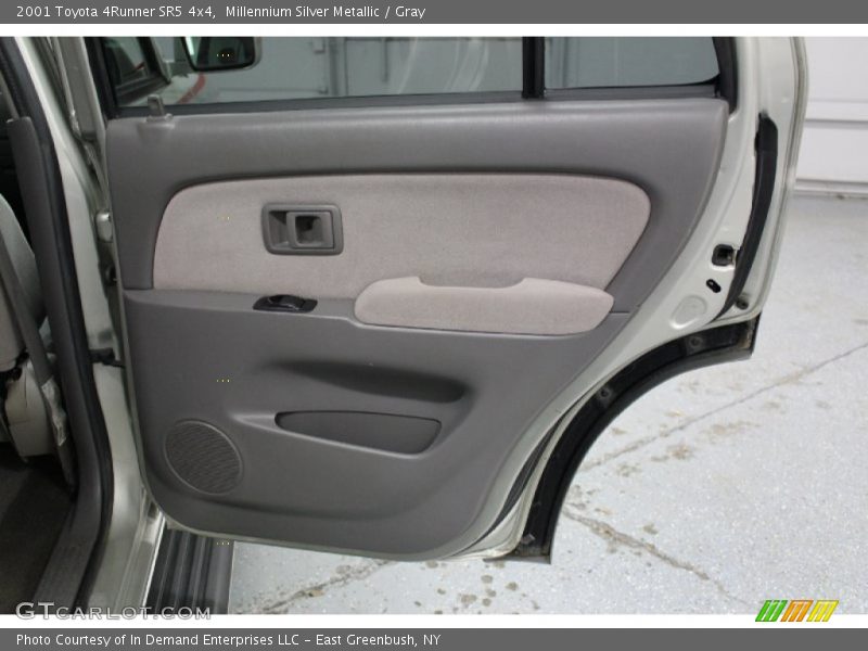Millennium Silver Metallic / Gray 2001 Toyota 4Runner SR5 4x4