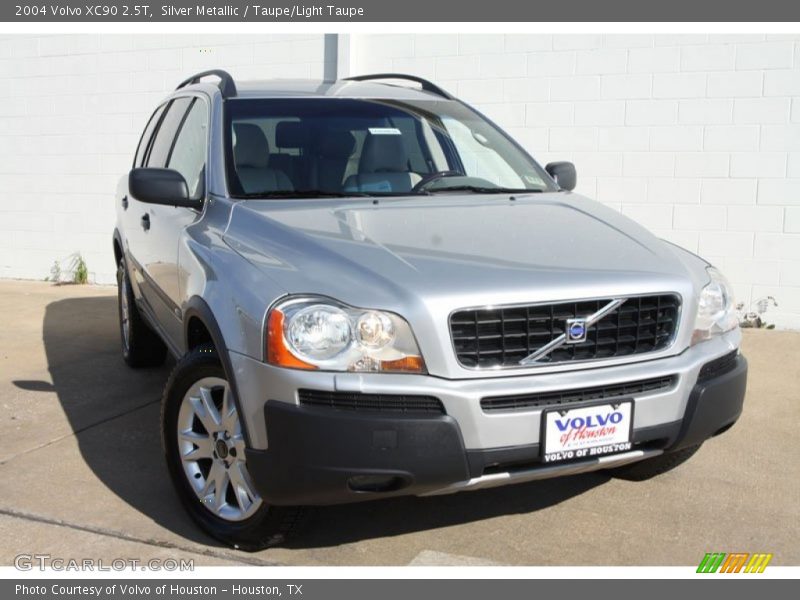 Silver Metallic / Taupe/Light Taupe 2004 Volvo XC90 2.5T