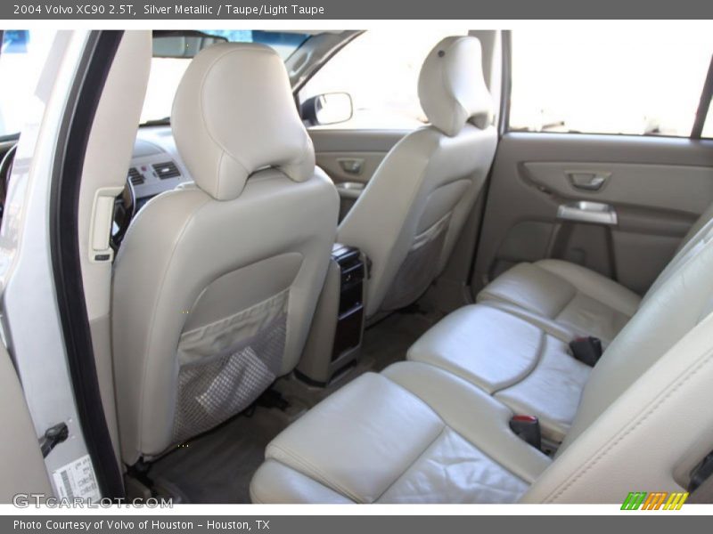 Silver Metallic / Taupe/Light Taupe 2004 Volvo XC90 2.5T
