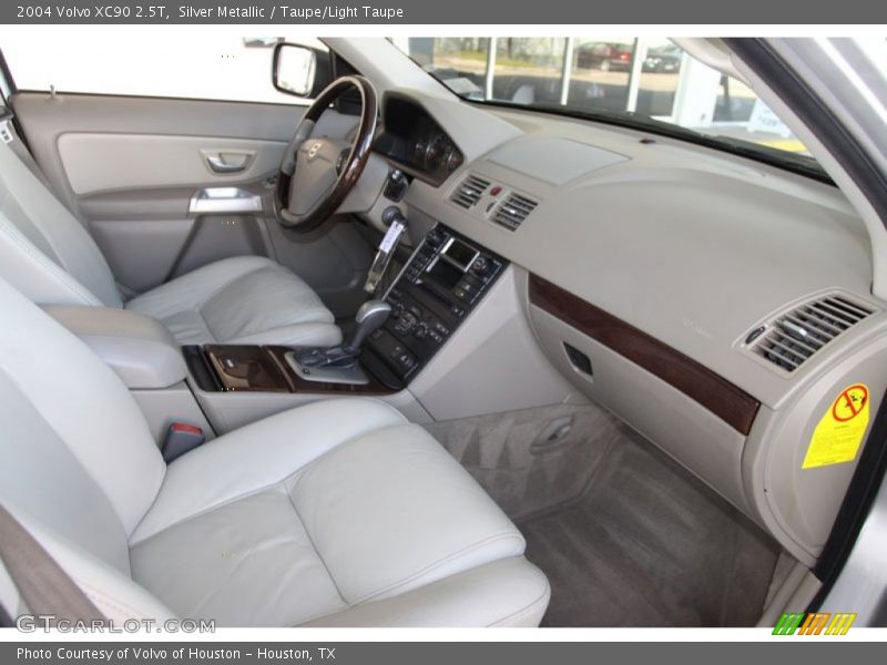 Silver Metallic / Taupe/Light Taupe 2004 Volvo XC90 2.5T