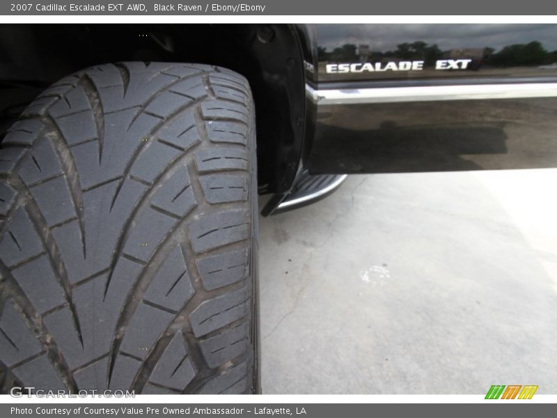 Black Raven / Ebony/Ebony 2007 Cadillac Escalade EXT AWD