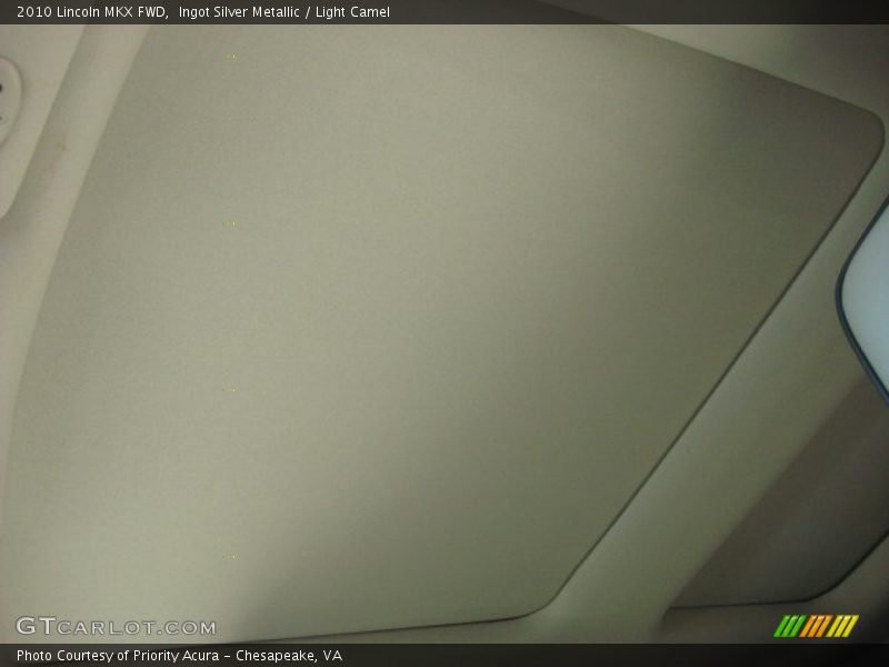 Ingot Silver Metallic / Light Camel 2010 Lincoln MKX FWD
