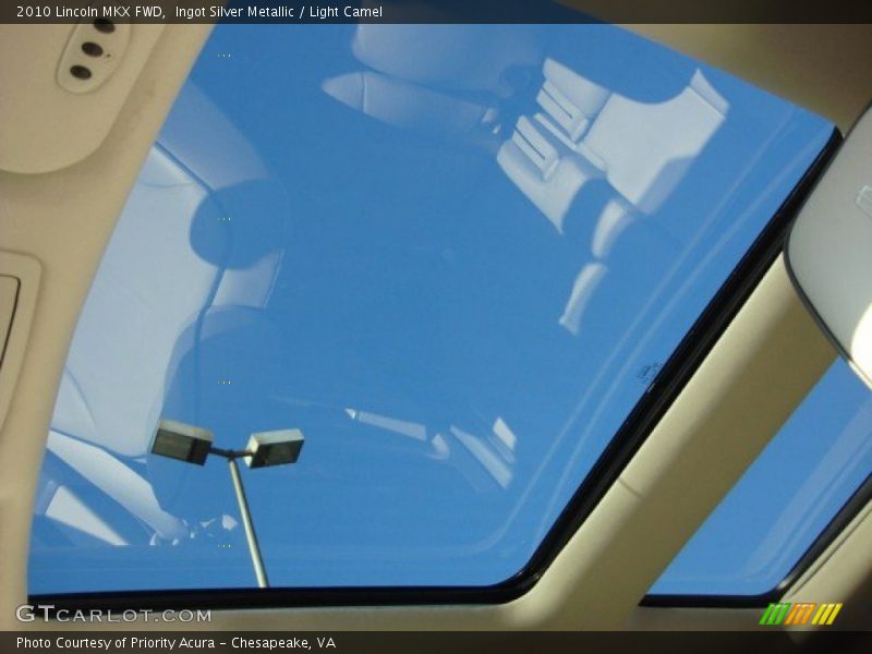 Ingot Silver Metallic / Light Camel 2010 Lincoln MKX FWD