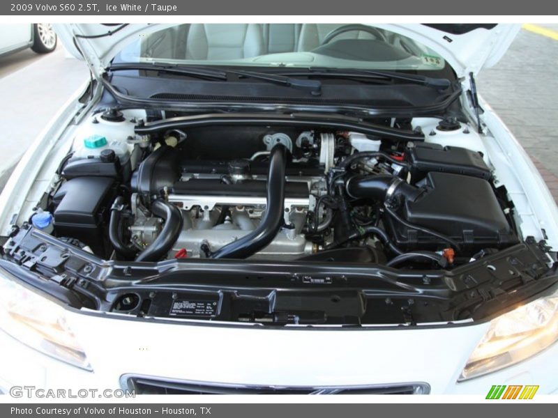 Ice White / Taupe 2009 Volvo S60 2.5T