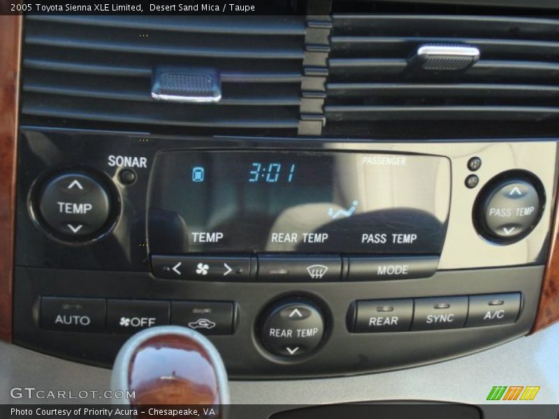 Desert Sand Mica / Taupe 2005 Toyota Sienna XLE Limited