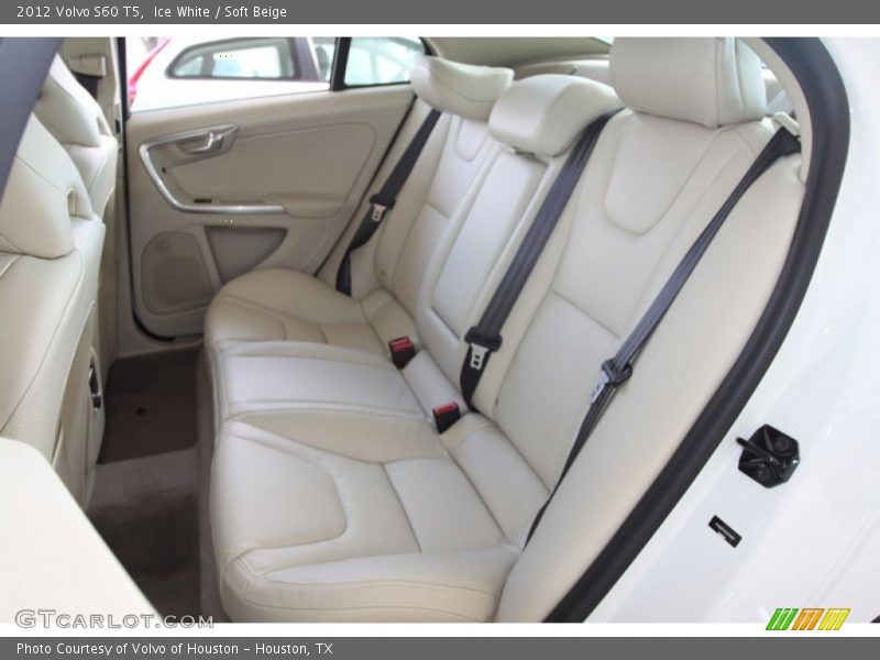 Ice White / Soft Beige 2012 Volvo S60 T5