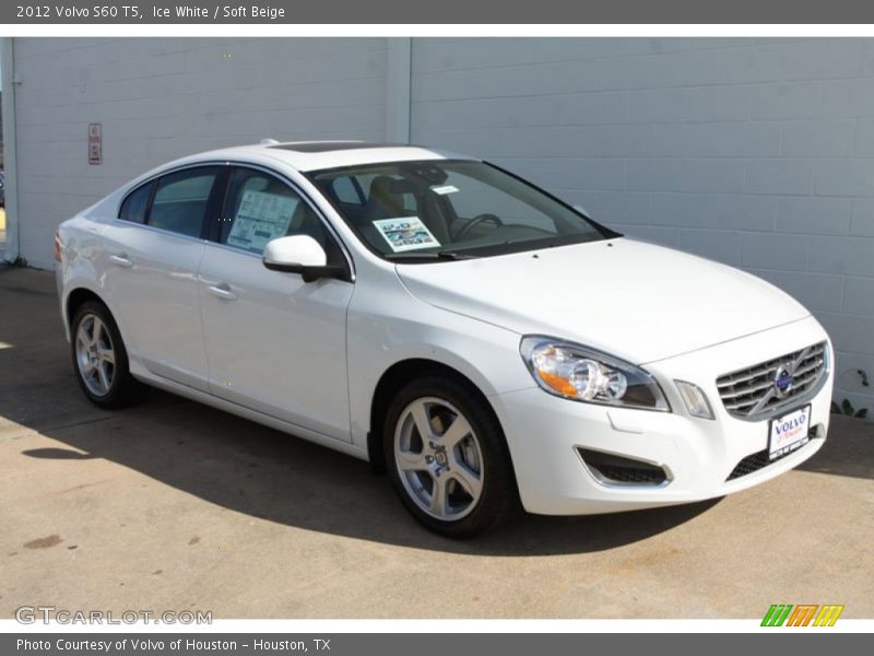 Ice White / Soft Beige 2012 Volvo S60 T5
