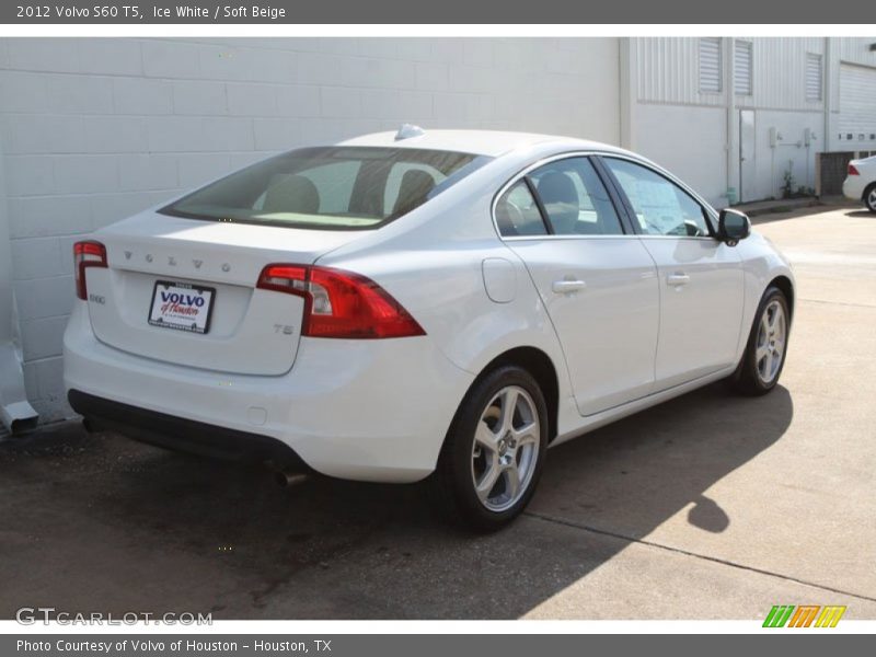 Ice White / Soft Beige 2012 Volvo S60 T5