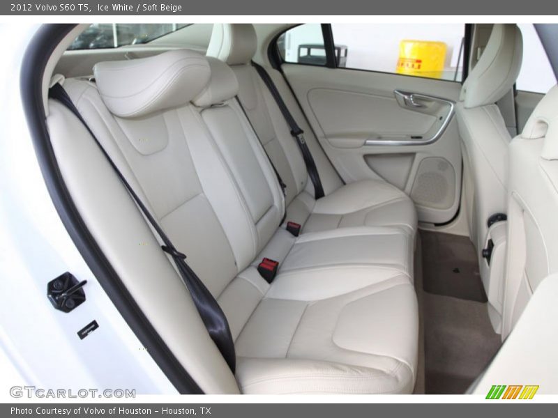 Ice White / Soft Beige 2012 Volvo S60 T5