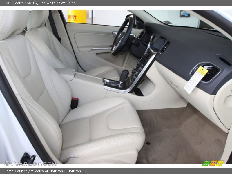 Ice White / Soft Beige 2012 Volvo S60 T5