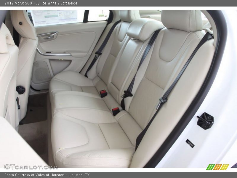 Ice White / Soft Beige 2012 Volvo S60 T5