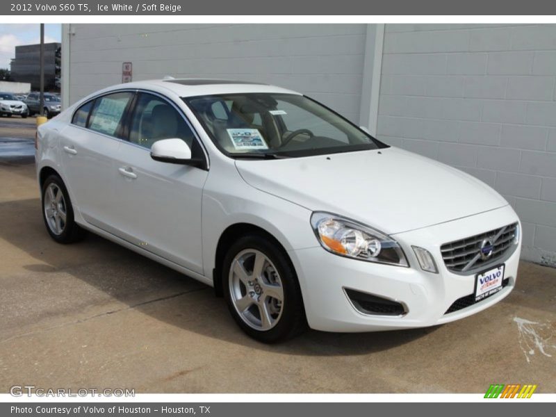 Ice White / Soft Beige 2012 Volvo S60 T5