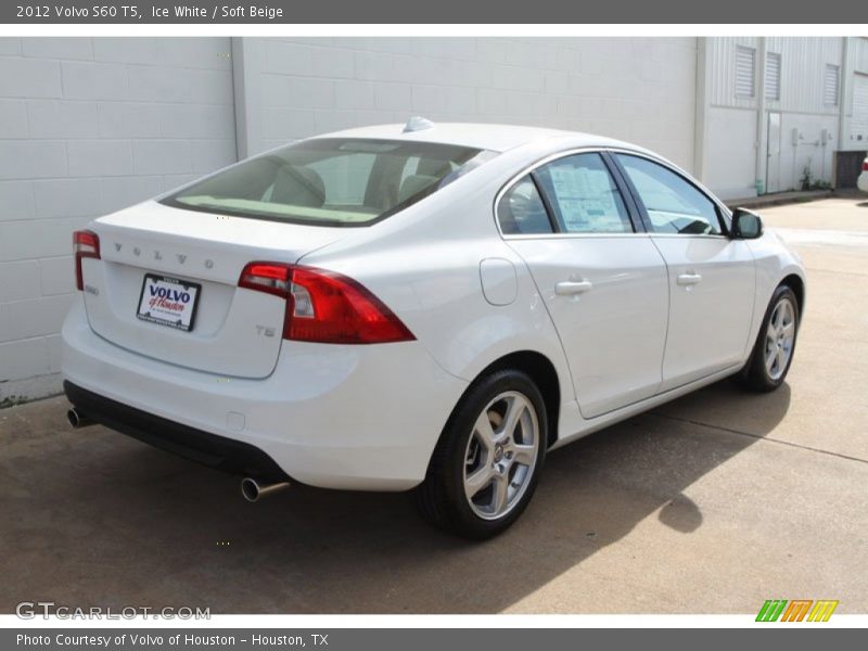Ice White / Soft Beige 2012 Volvo S60 T5