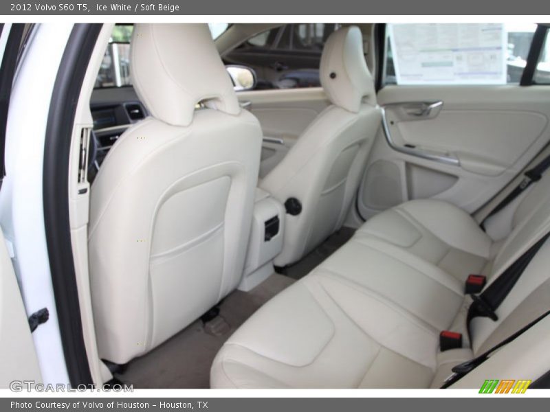Ice White / Soft Beige 2012 Volvo S60 T5