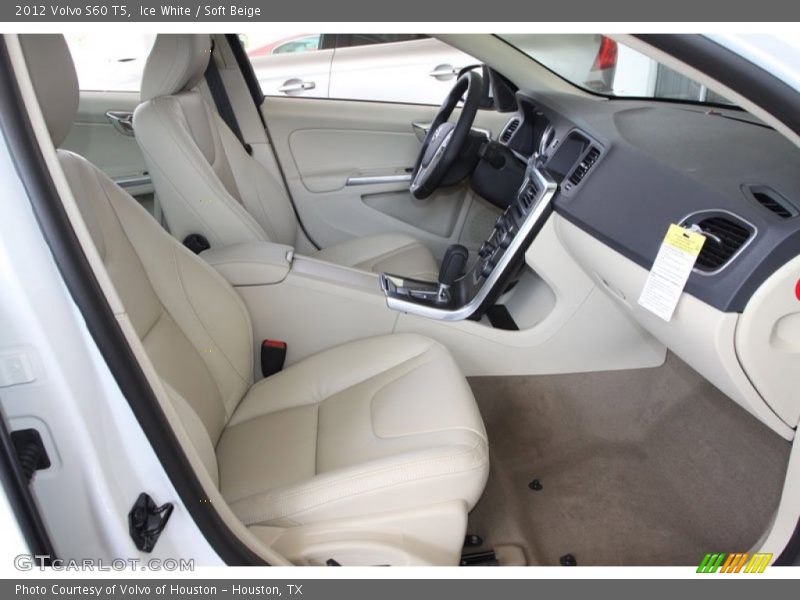 Ice White / Soft Beige 2012 Volvo S60 T5