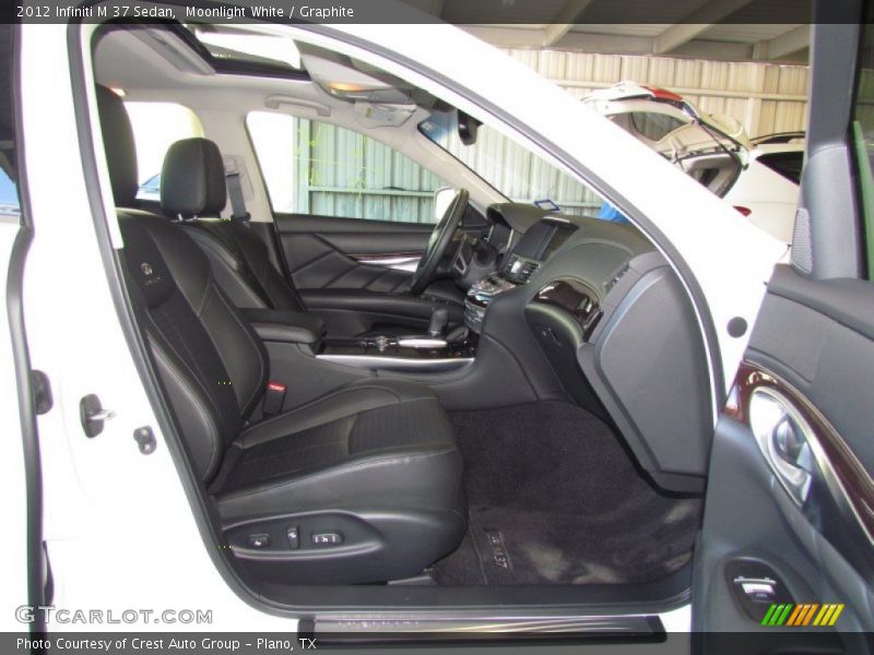  2012 M 37 Sedan Graphite Interior