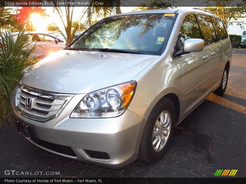 Silver Pearl Metallic / Gray 2009 Honda Odyssey EX-L