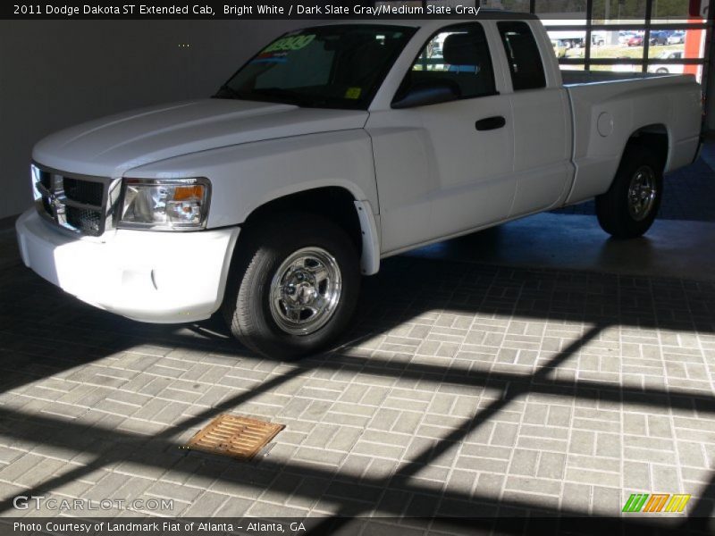 Bright White / Dark Slate Gray/Medium Slate Gray 2011 Dodge Dakota ST Extended Cab
