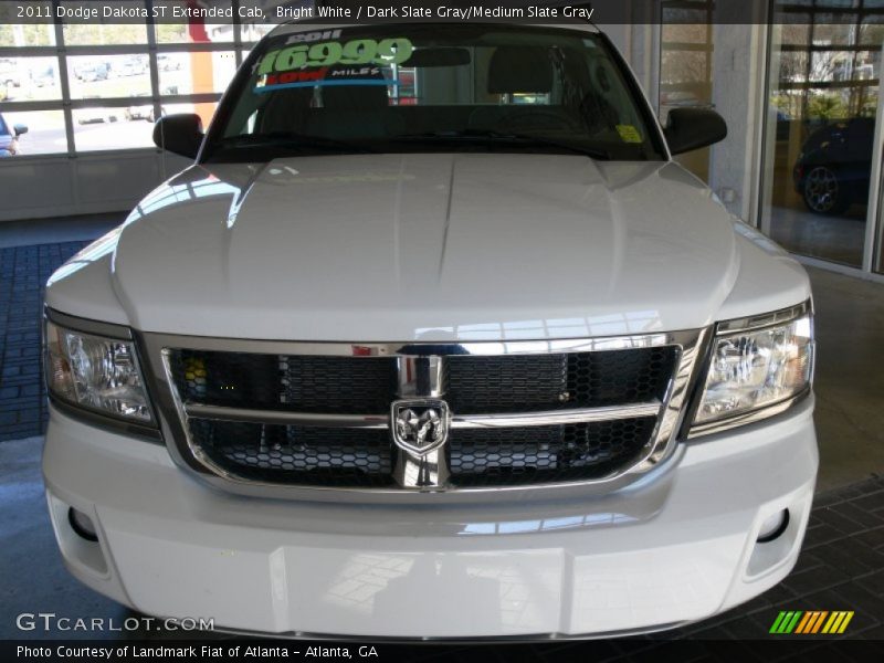 Bright White / Dark Slate Gray/Medium Slate Gray 2011 Dodge Dakota ST Extended Cab