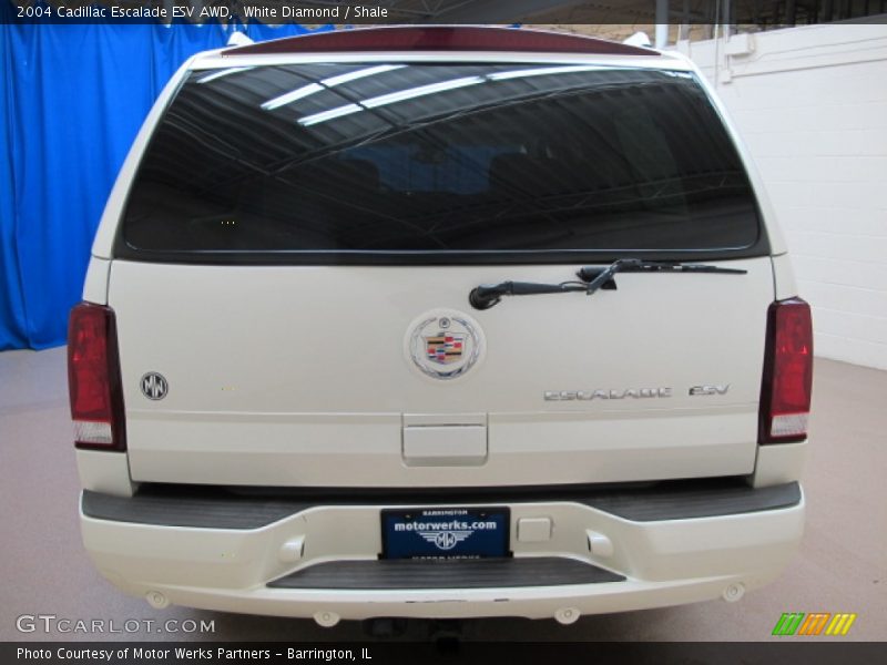 White Diamond / Shale 2004 Cadillac Escalade ESV AWD