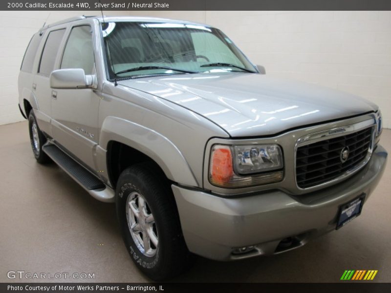 Silver Sand / Neutral Shale 2000 Cadillac Escalade 4WD